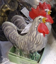 Antique McCoy roosters
2pc set
$32.00