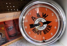 Collectible A&W Neon-light wall clock
$146.30