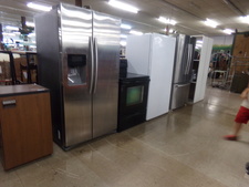 Large appliances at time of posting includes a sidexside stainless refrigerator, a black whirlpool ceramic top range, a white upright freezer, and a white French door refrigerator.
$431.30