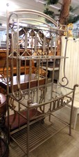 Gold/silver metal baker's rack
$206.30