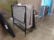 ROLL AWAY BED.  twin size.  traditional
$80.00