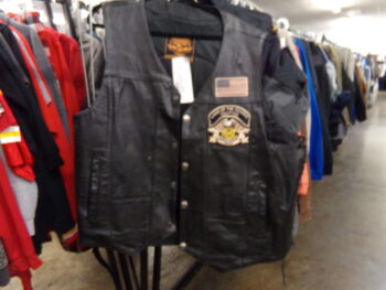 SIZE 8X VEST
$105.60